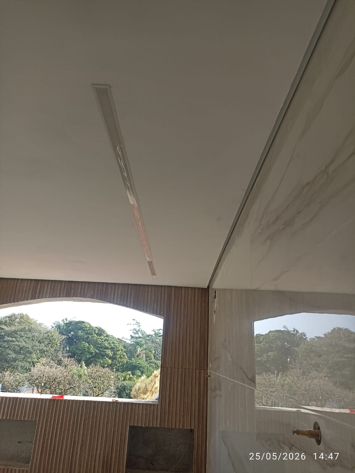 ACABAMENTO PARA BANHEIRO